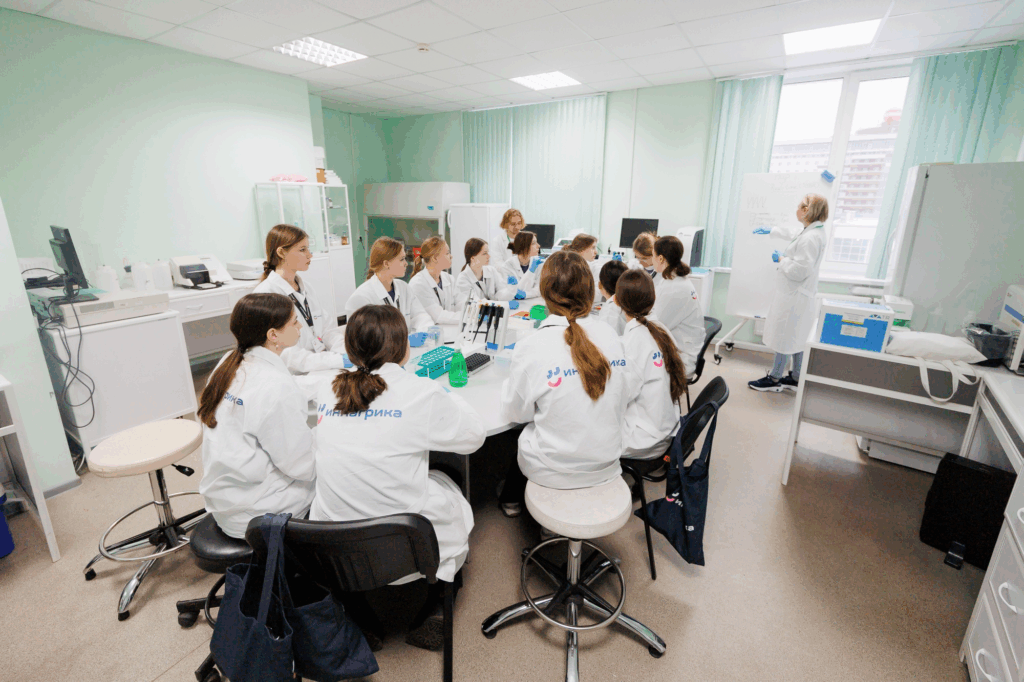 Обучающая профильная
смена по высокотехнологичному агробиотеху Обучающая профильная
смена по высокотехнологичному агробиотеху